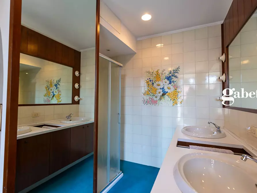 Immagine 44 di Appartamento in vendita  in Via Calco superiore 1 a Calco