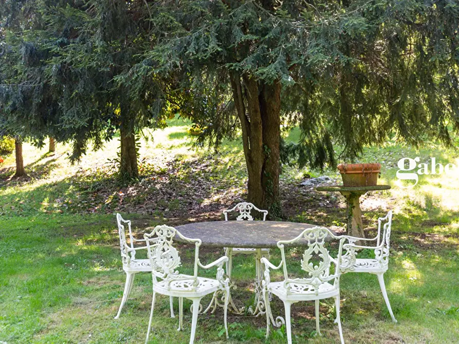 Immagine 52 di Appartamento in vendita  in Via Calco superiore 1 a Calco