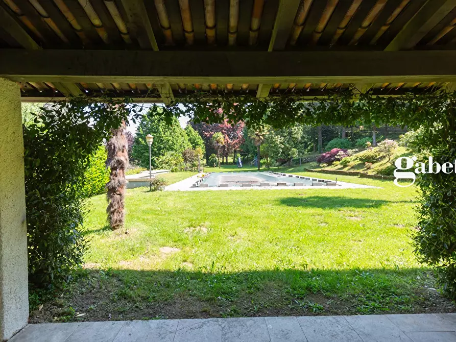 Immagine 54 di Appartamento in vendita  in Via Calco superiore 1 a Calco