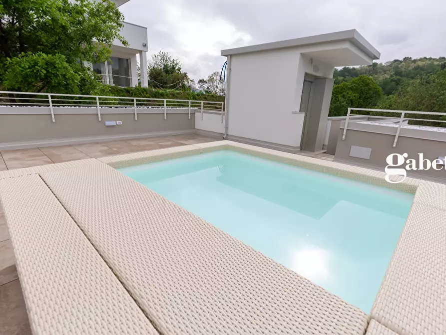 Immagine 20 di Villa in vendita  in VIA SAN PIETRO SNC a La Valletta Brianza