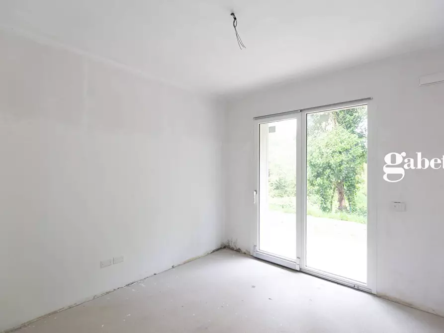 Immagine 38 di Villa in vendita  in VIA SAN PIETRO SNC a La Valletta Brianza