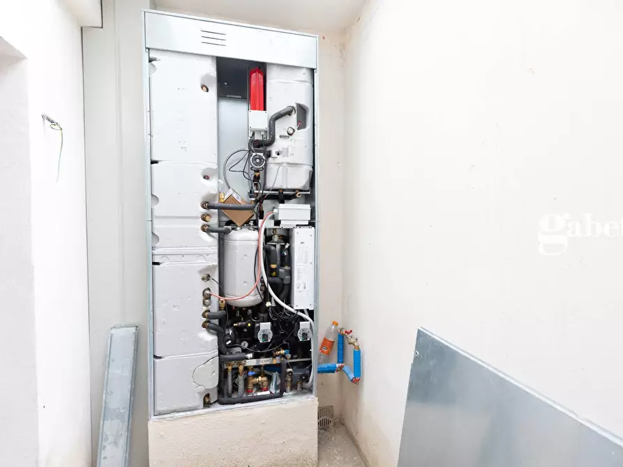 Immagine 49 di Villa in vendita  in VIA SAN PIETRO SNC a La Valletta Brianza