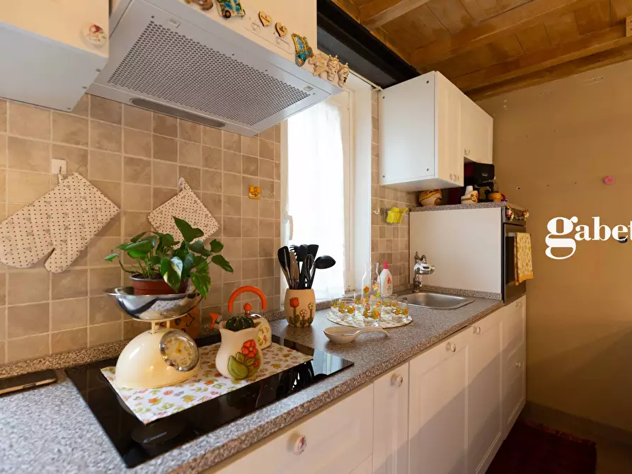 Immagine 11 di Villetta a schiera in vendita  in Vie Lecco 6 a Lomagna