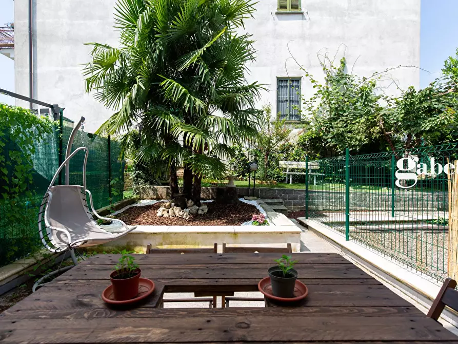 Immagine 17 di Villetta a schiera in vendita  in Vie Lecco 6 a Lomagna