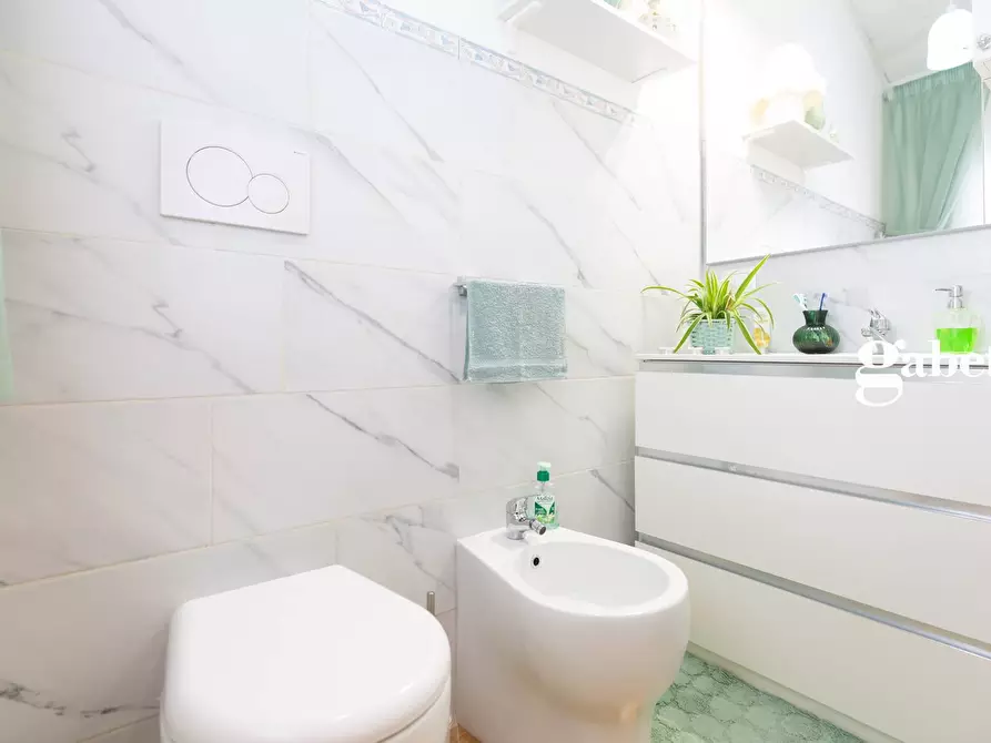 Immagine 23 di Villetta a schiera in vendita  in Vie Lecco 6 a Lomagna