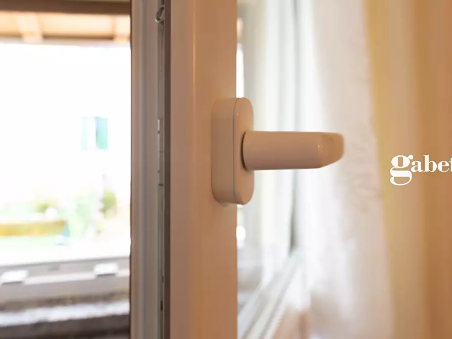 Immagine 29 di Villetta a schiera in vendita  in Vie Lecco 6 a Lomagna