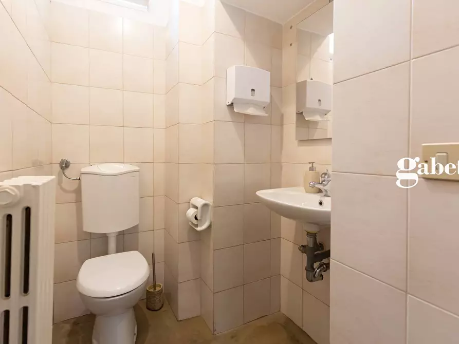 Immagine 11 di Ufficio in affitto  in Piazza Italia a Merate