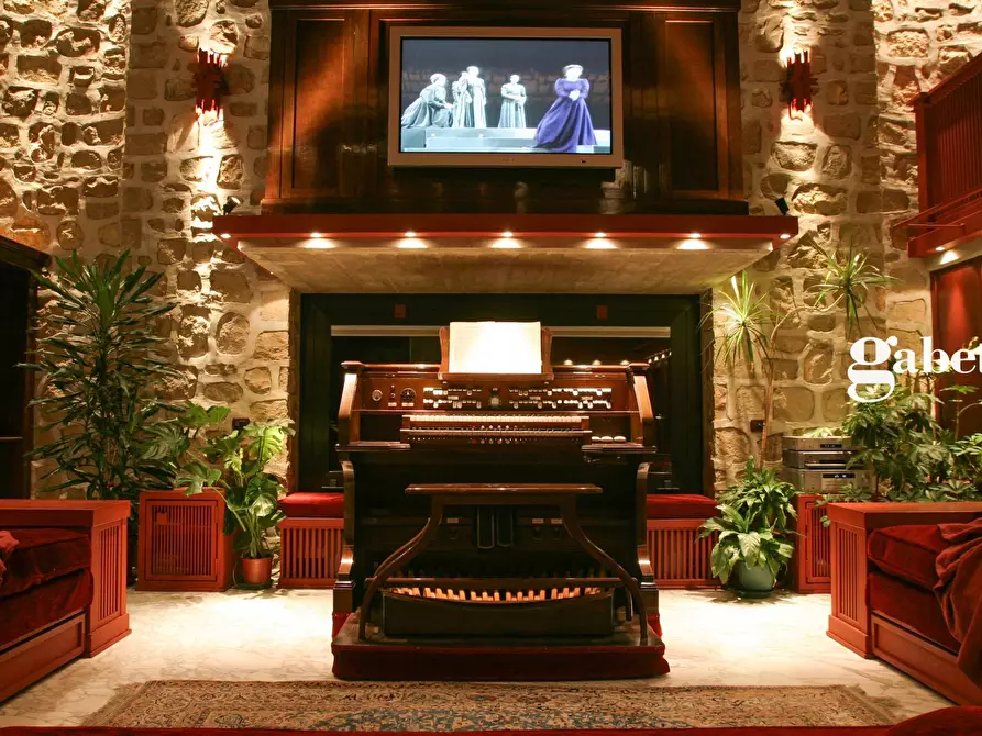 Immagine 9 di Villa in vendita  in Matteotti 8 a Vimercate