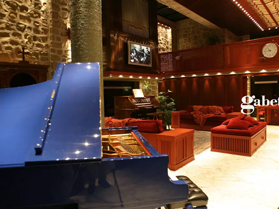 Immagine 13 di Villa in vendita  in Matteotti 8 a Vimercate