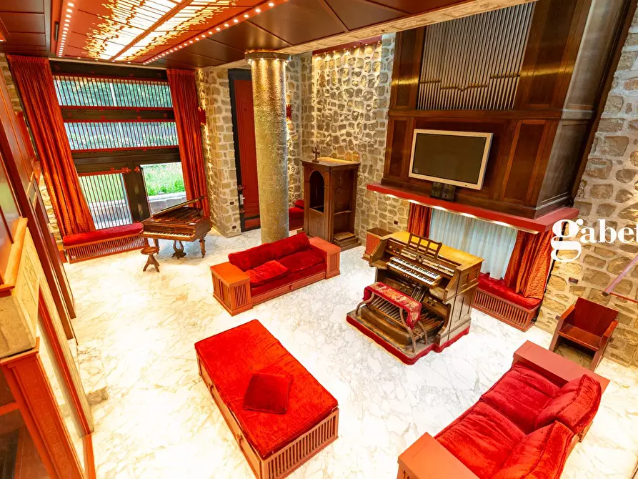 Immagine 15 di Villa in vendita  in Matteotti 8 a Vimercate