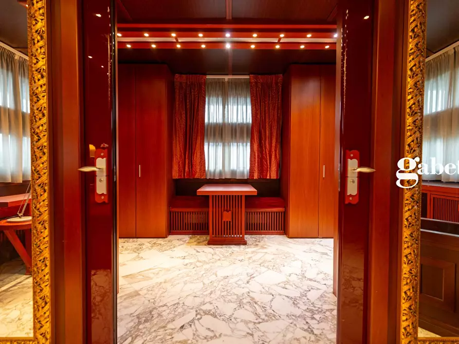 Immagine 25 di Villa in vendita  in Matteotti 8 a Vimercate