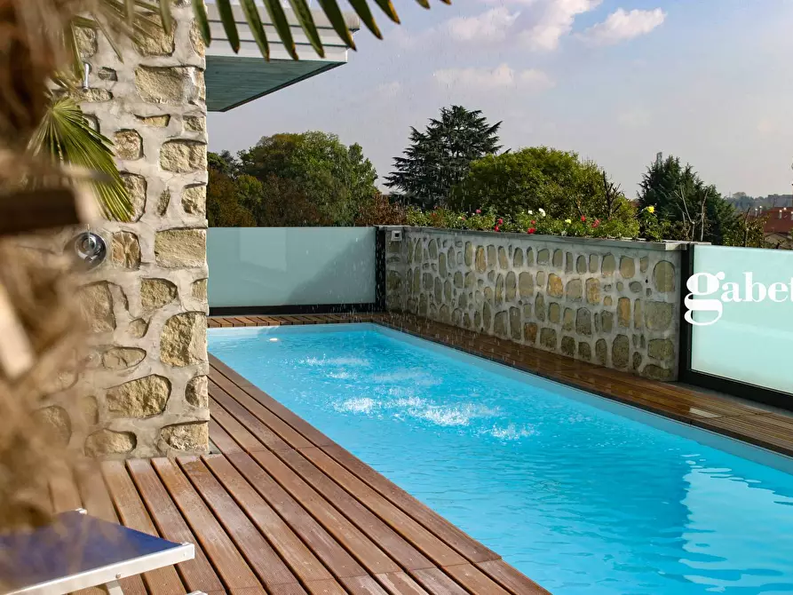 Immagine 28 di Villa in vendita  in Matteotti 8 a Vimercate