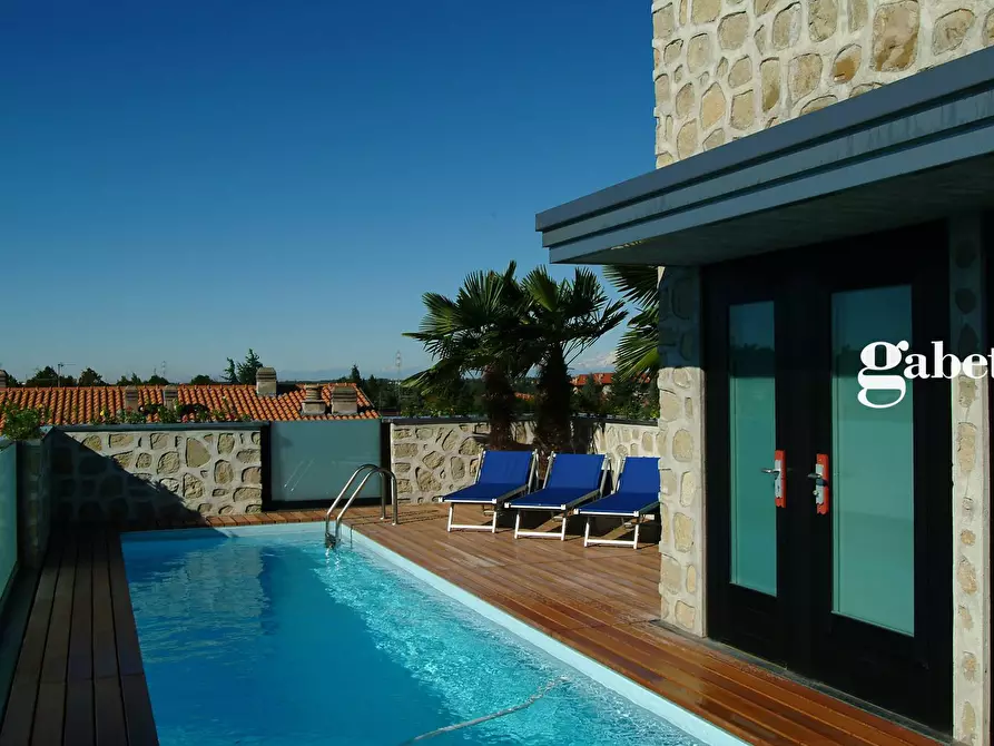 Immagine 30 di Villa in vendita  in Matteotti 8 a Vimercate