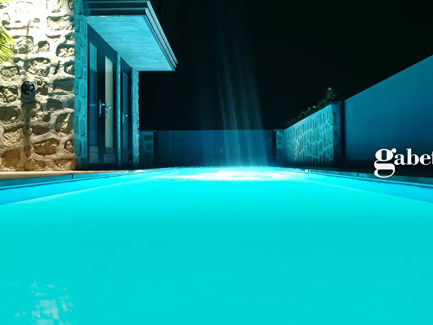 Immagine 32 di Villa in vendita  in Matteotti 8 a Vimercate