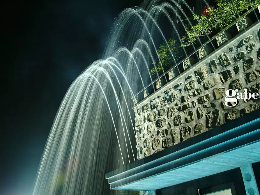 Immagine 36 di Villa in vendita  in Matteotti 8 a Vimercate