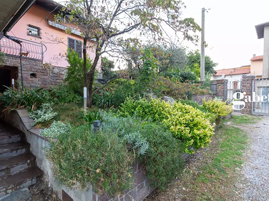 Immagine 11 di Villa in vendita  in Via Garibaldi 19 a Nibionno