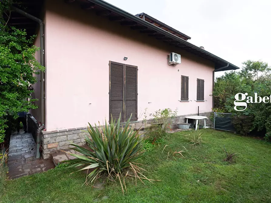 Immagine 31 di Villa in vendita  in Via Garibaldi 19 a Nibionno