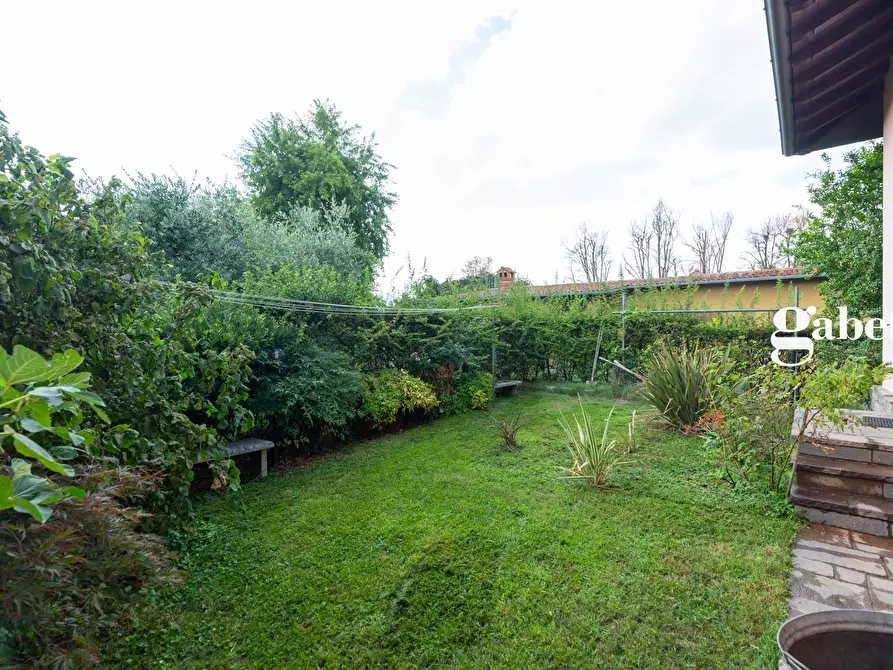 Immagine 33 di Villa in vendita  in Via Garibaldi 19 a Nibionno