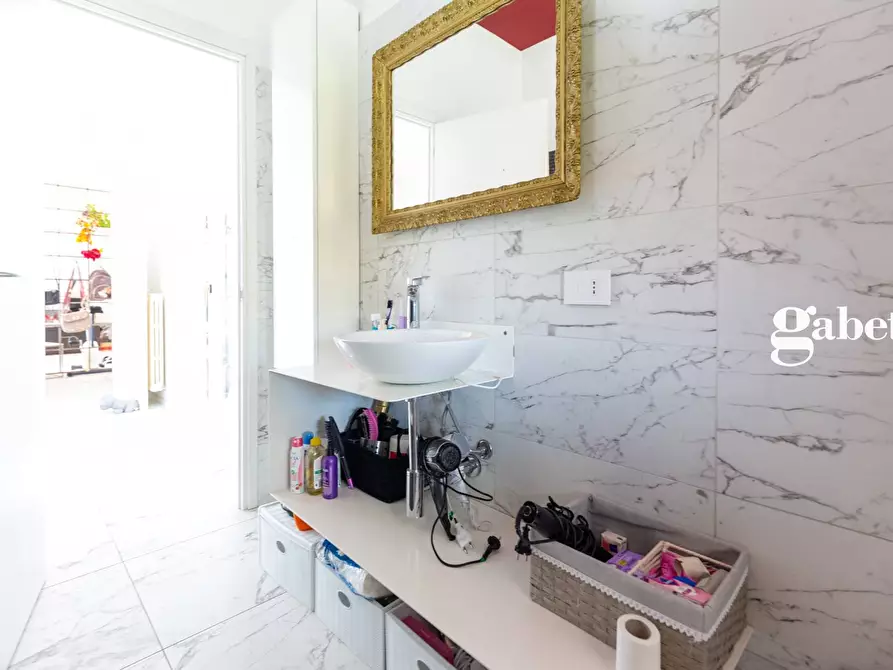 Immagine 45 di Villa in vendita  in Via Garibaldi 19 a Nibionno