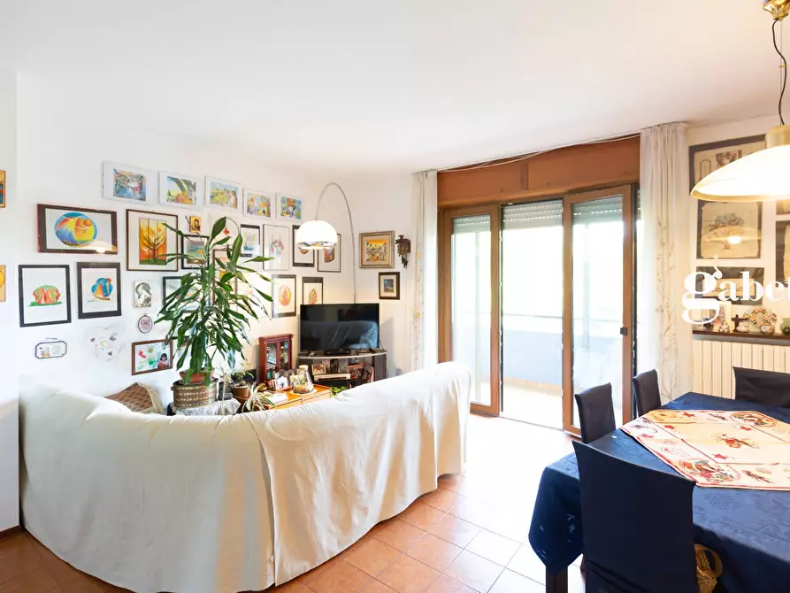 Immagine 4 di Appartamento in vendita  in Via Marconi 8 a Osnago