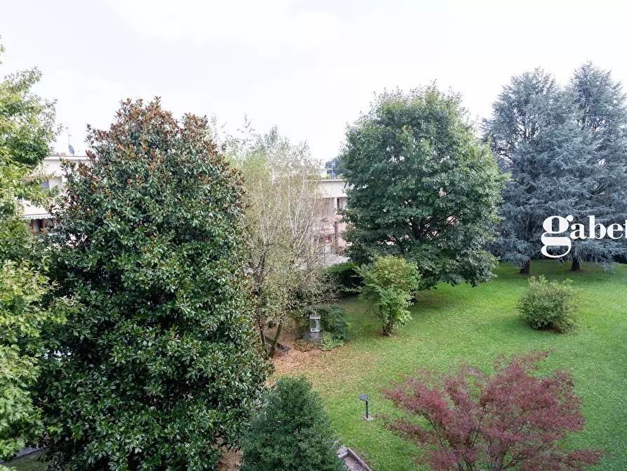 Immagine 24 di Appartamento in vendita  in Via Marconi 8 a Osnago