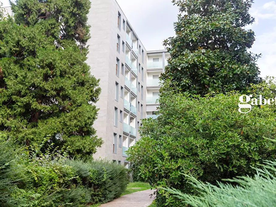 Immagine 1 di Appartamento in vendita  in Via Pellizzari 27 a Vimercate