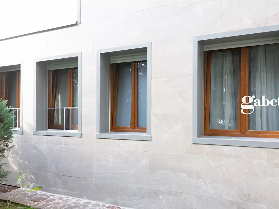 Immagine 5 di Appartamento in vendita  in Via Pellizzari 27 a Vimercate