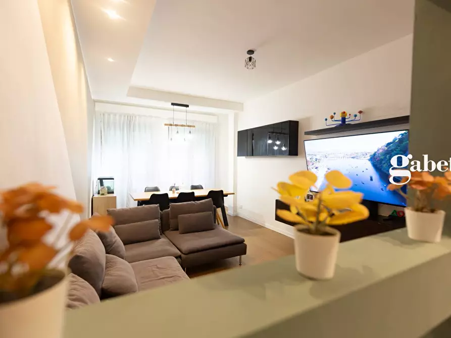 Immagine 11 di Appartamento in vendita  in Via Pellizzari 27 a Vimercate