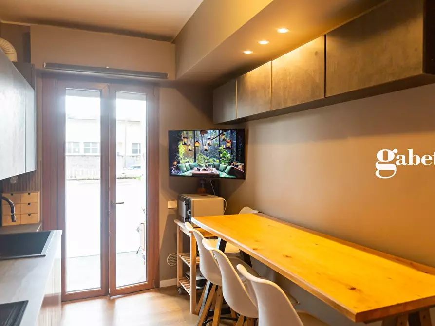 Immagine 14 di Appartamento in vendita  in Via Pellizzari 27 a Vimercate