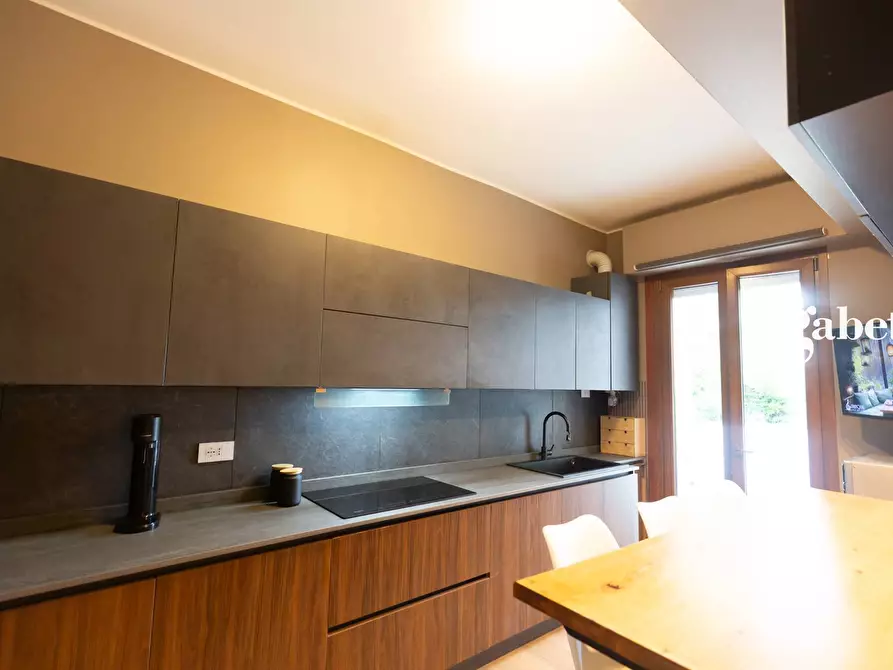 Immagine 16 di Appartamento in vendita  in Via Pellizzari 27 a Vimercate