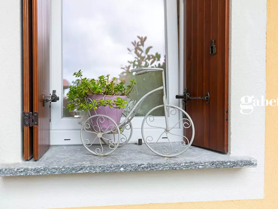 Immagine 8 di Appartamento in vendita  in Via Marconi 4 a Carnate