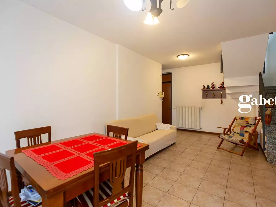 Immagine 10 di Appartamento in vendita  in Vicolo San Giovanni 8 a Carnate