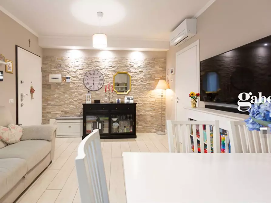 Immagine 19 di Appartamento in vendita  in Via Marconi 4 a Carnate