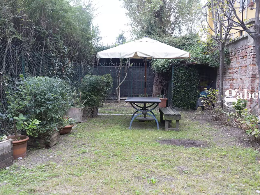 Immagine 13 di Casa indipendente in vendita  in Via San Mamete 42 a Milano