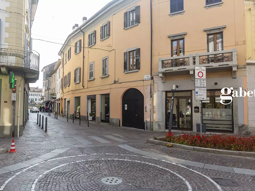 Immagine 4 di Attività commerciale in vendita  in via De Gradi 2 a Monza