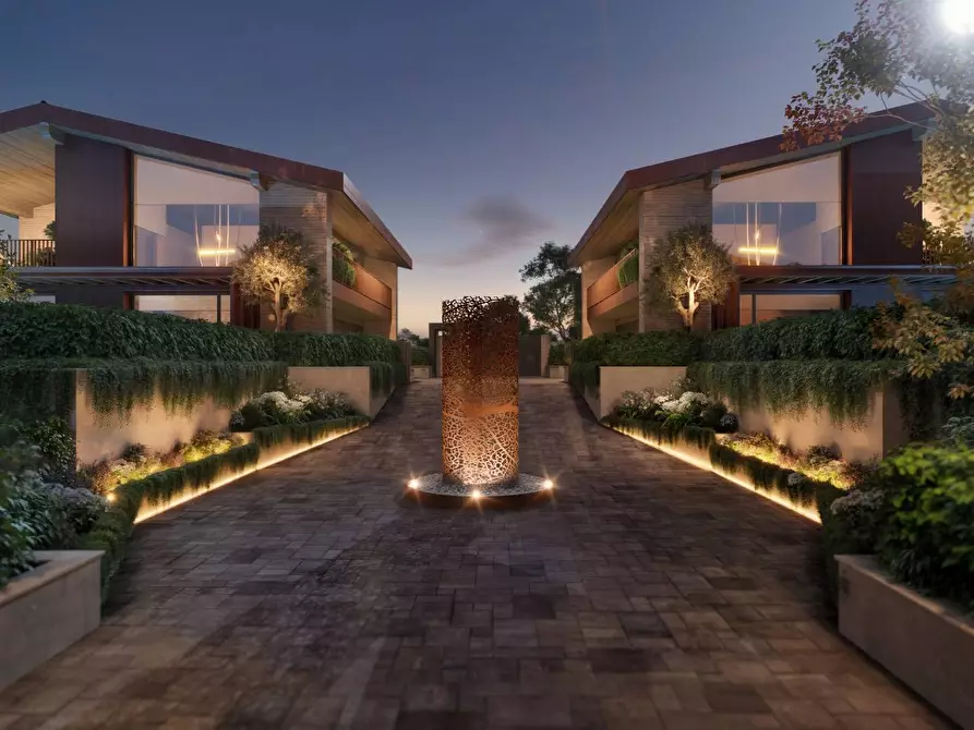 Immagine 3 di Villa in vendita  in Via Giovenigo snc a Casatenovo