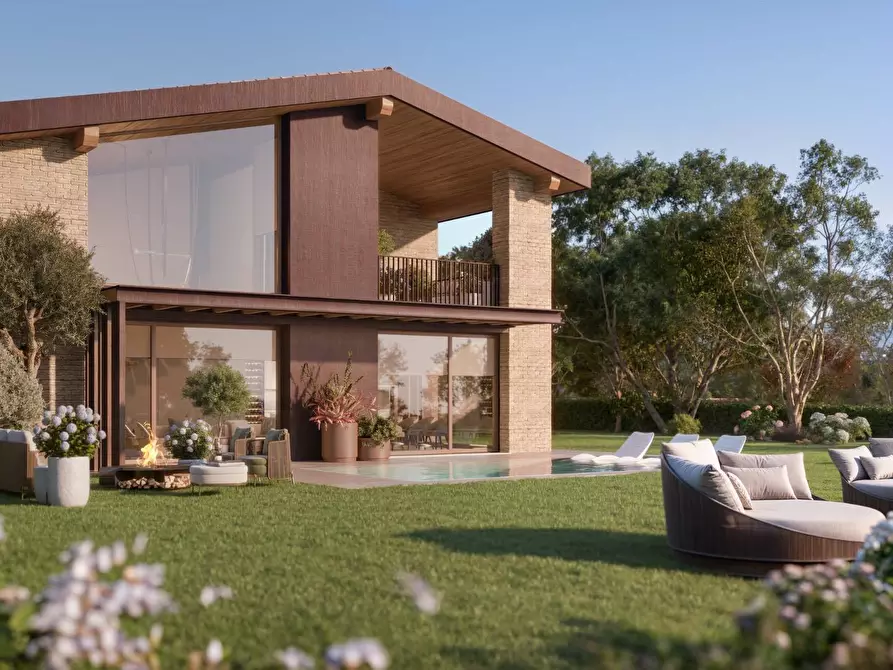 Immagine 4 di Villa in vendita  in Via Giovenigo snc a Casatenovo