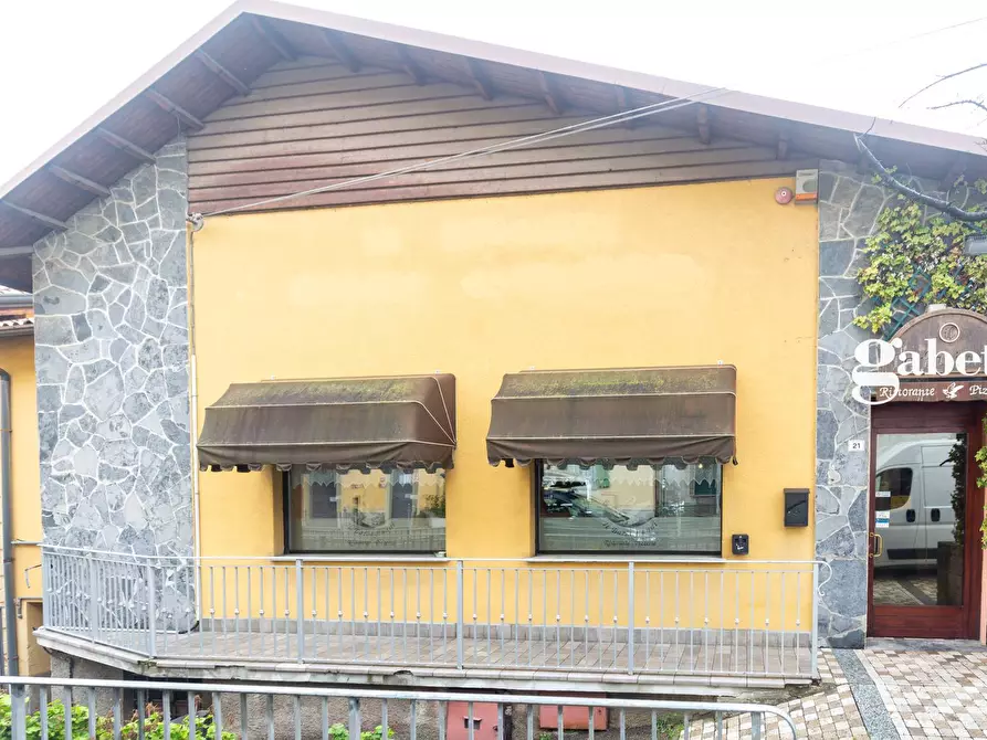 Immagine 2 di Attività commerciale in vendita  in Via Brianza 21 a Imbersago