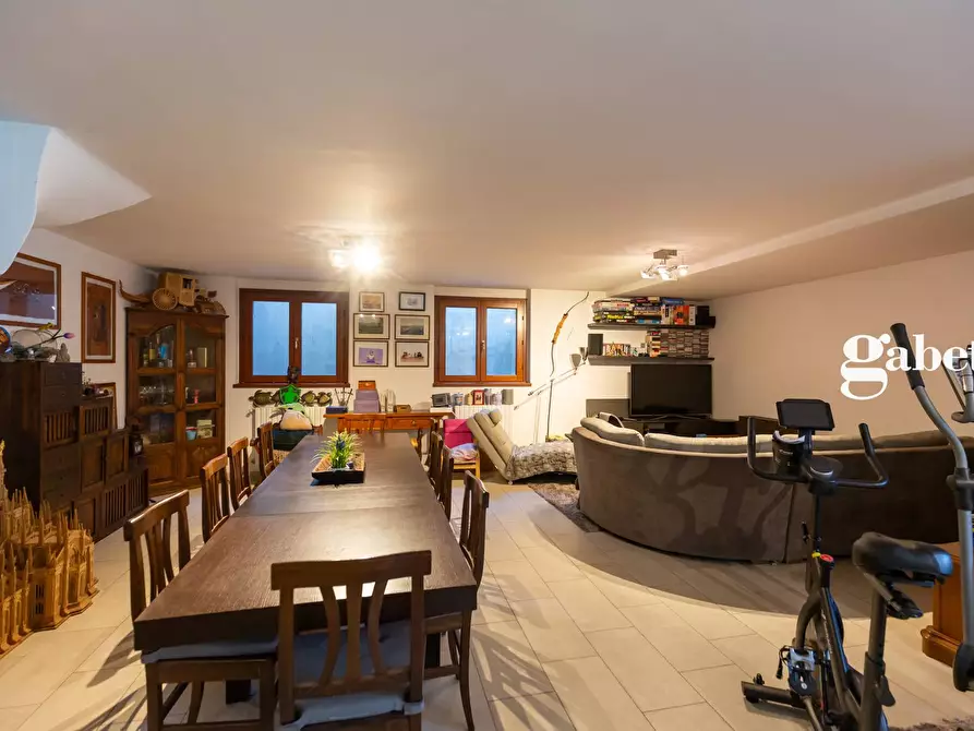 Immagine 40 di Casa semindipendente in vendita  in Viale Monza 3 a Usmate Velate