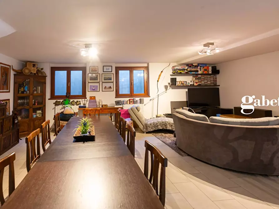 Immagine 41 di Casa semindipendente in vendita  in Viale Monza 3 a Usmate Velate