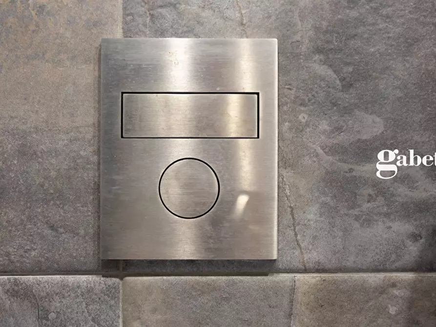 Immagine 45 di Casa semindipendente in vendita  in Viale Monza 3 a Usmate Velate