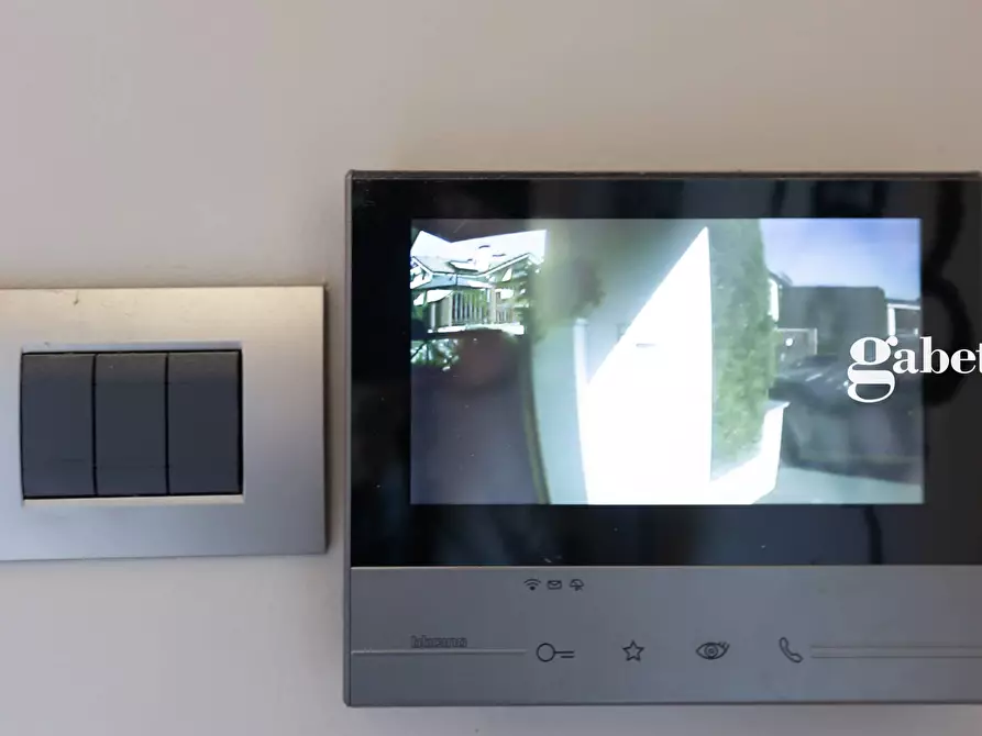 Immagine 50 di Casa semindipendente in vendita  in Viale Monza 3 a Usmate Velate