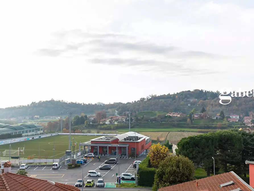 Immagine 2 di Appartamento in vendita  in Via Brusadelli 47 a La Valletta Brianza