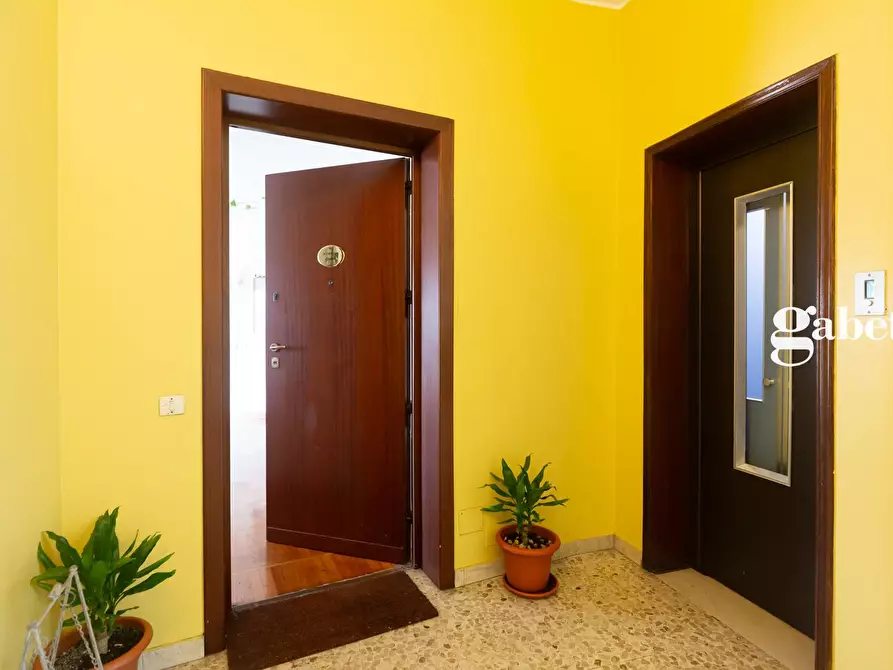 Immagine 6 di Appartamento in vendita  in Via Brusadelli 47 a La Valletta Brianza