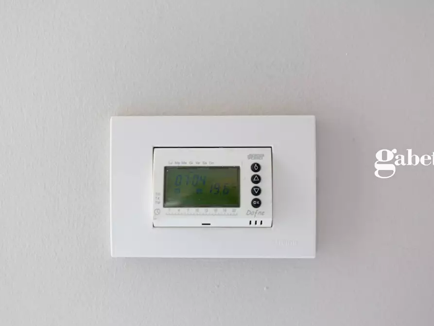 Immagine 37 di Villetta a schiera in vendita  in Via Setti Carraro 11 a Bernareggio