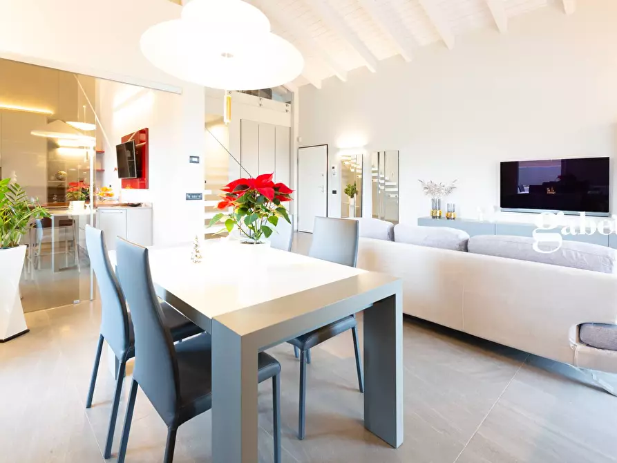 Immagine 11 di Villa in vendita  in Via Cappelletta 35/D a Sulbiate