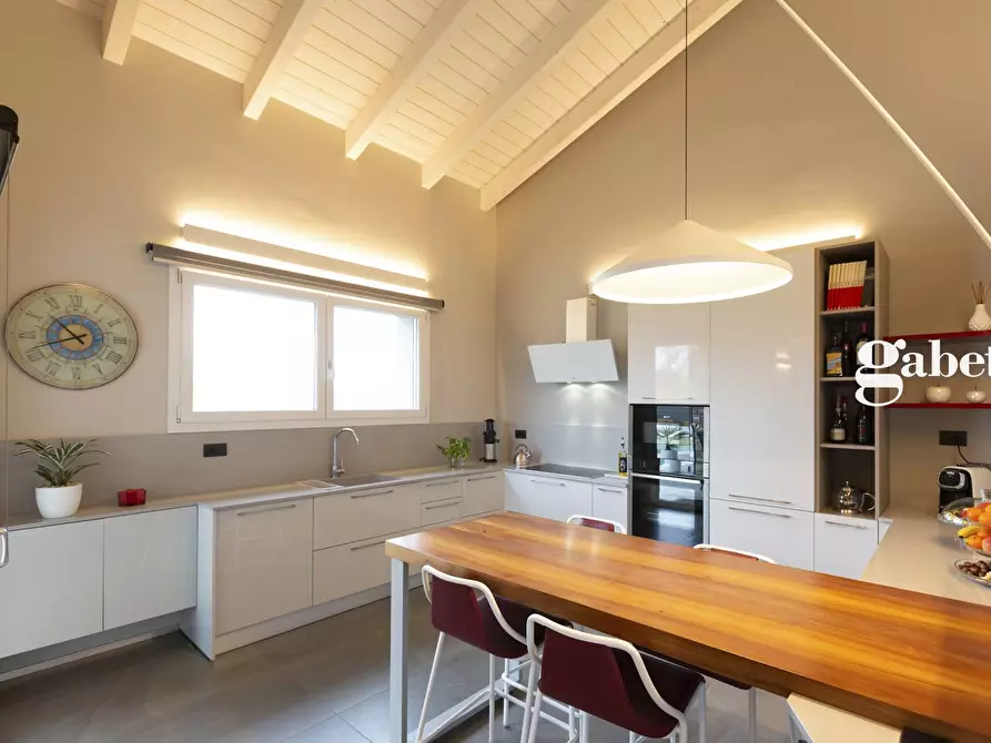 Immagine 13 di Villa in vendita  in Via Cappelletta 35/D a Sulbiate