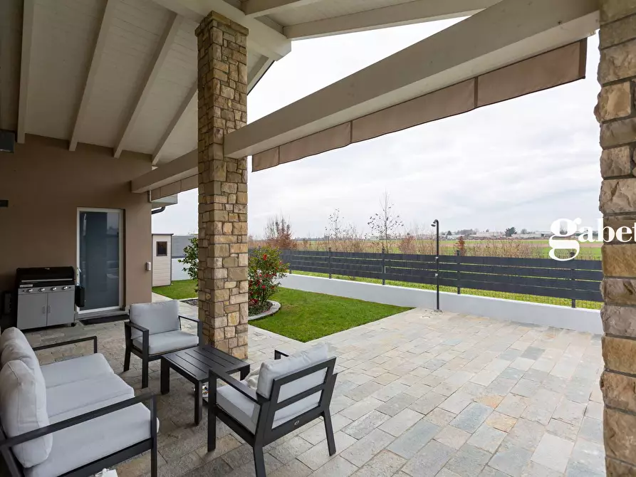 Immagine 22 di Villa in vendita  in Via Cappelletta 35/D a Sulbiate