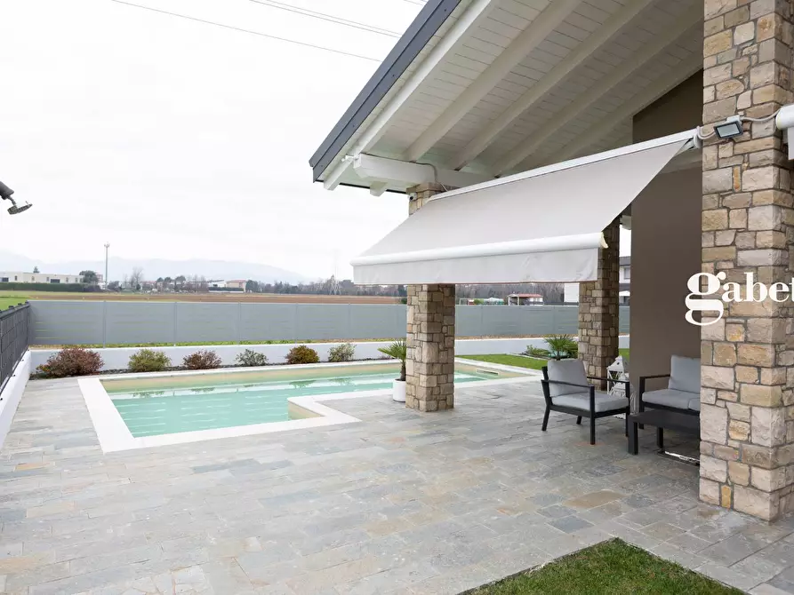 Immagine 25 di Villa in vendita  in Via Cappelletta 35/D a Sulbiate