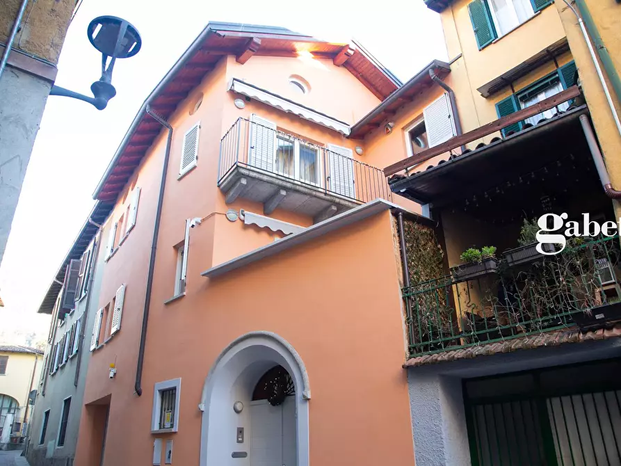 Immagine 3 di Casa indipendente in vendita  in Via San Martino 8 a Calolziocorte